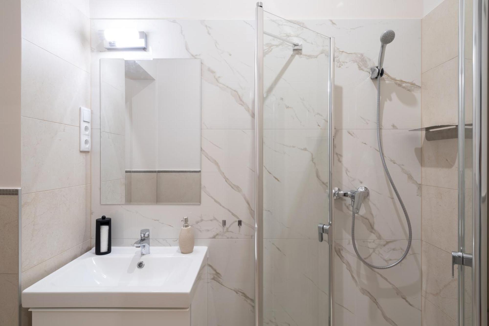 Amethyst Apartments - Acacia Studio 布达佩斯 外观 照片
